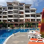 Aura Blu Apartment *