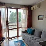Aura Blu Apartment Slantschew brjag