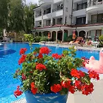 Aura Blu Apartment *