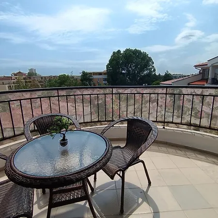 Aura Blu Apartment